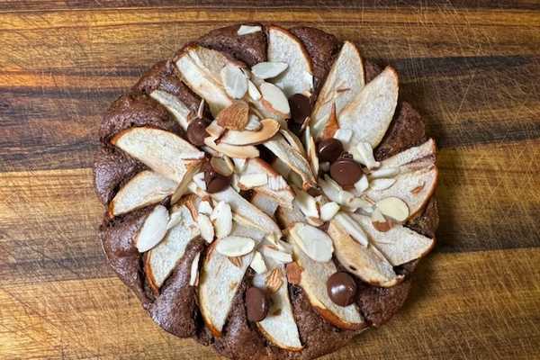 Pear and Dark Chocolate Skillet Cake