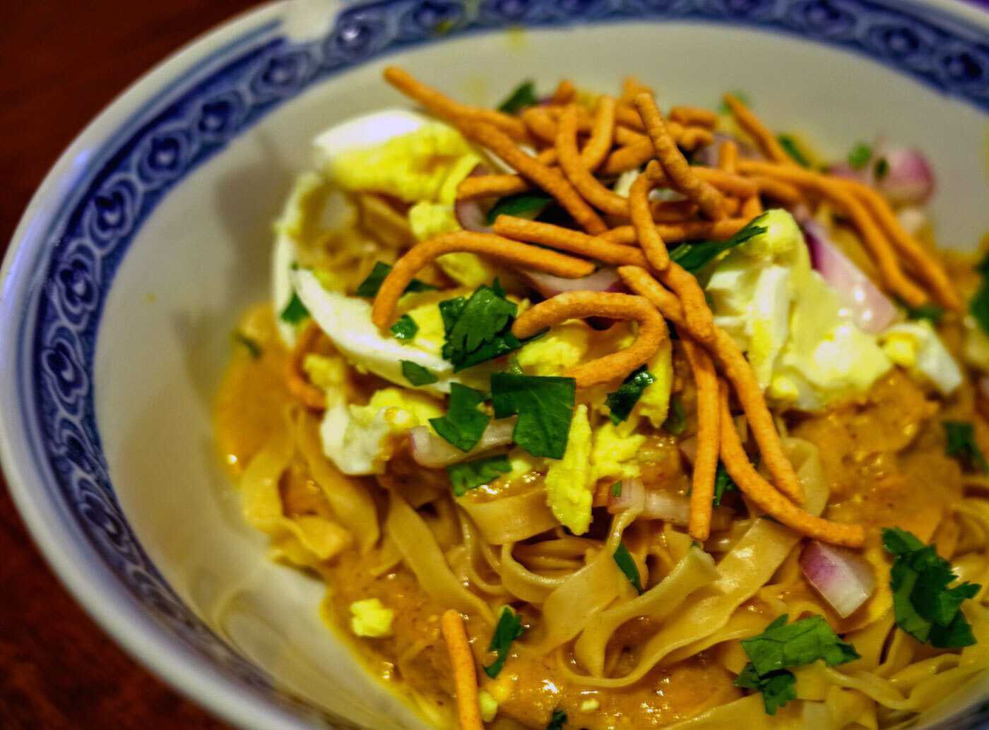 Ono Kyauk-Swe (Burmese Coconut Noodle Soup)