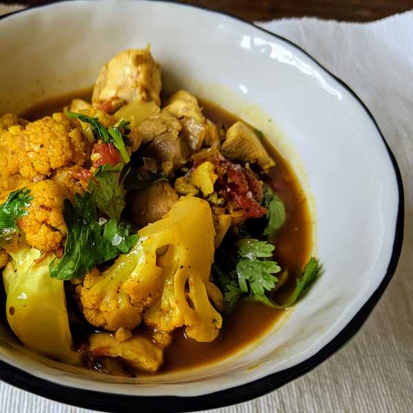 Chicken best sale cauliflower curry